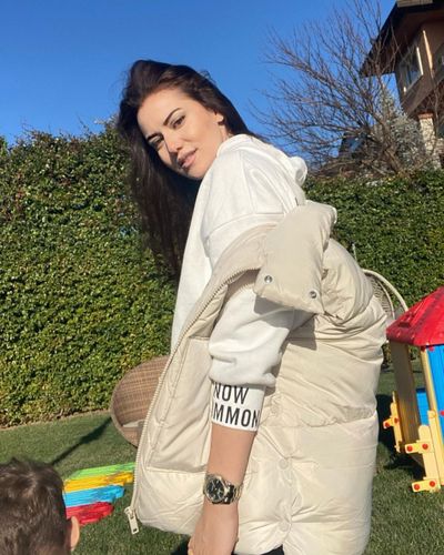 Fahriye Evcen seksi ifşa fotoğrafı 34423