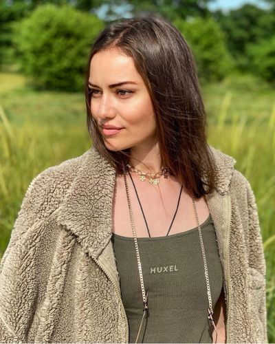 Fahriye Evcen seksi ifşa fotoğrafı 34294