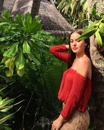 Fahriye Evcen seksi ifşa fotoğrafı 34090