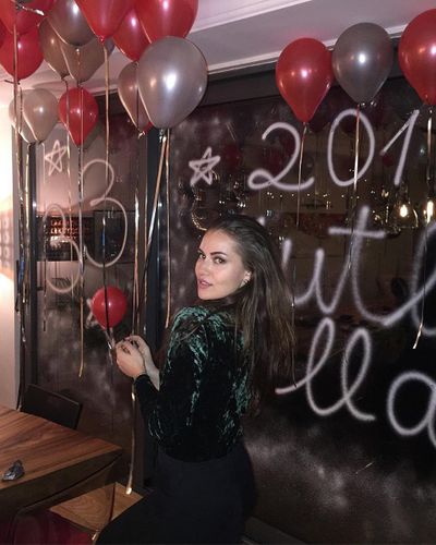 Fahriye Evcen seksi ifşa fotoğrafı 34056