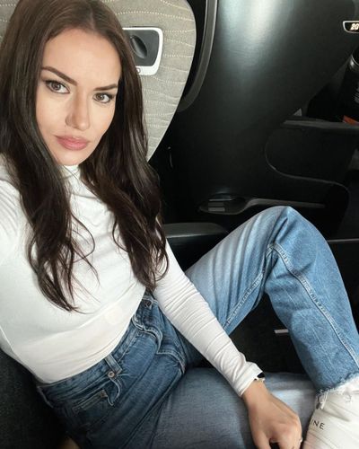 Fahriye Evcen seksi ifşa fotoğrafı 61