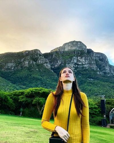 Fahriye Evcen seksi ifşa fotoğrafı 34020
