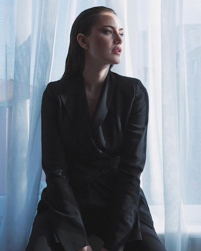 Fahriye Evcen seksi ifşa fotoğrafı 645