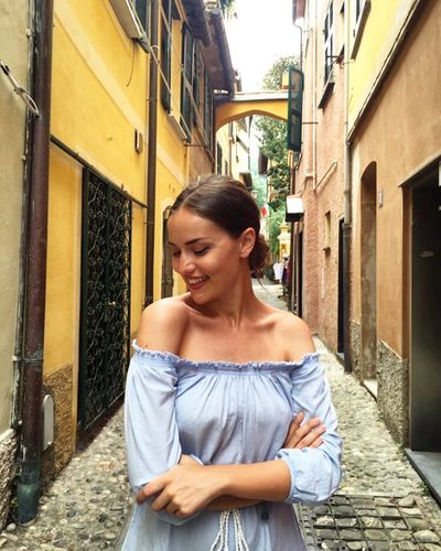 Fahriye Evcen seksi ifşa fotoğrafı 656