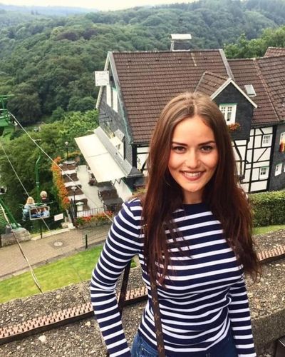 Fahriye Evcen seksi ifşa fotoğrafı 665