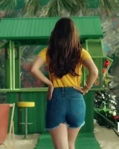 Fahriye Evcen seksi ifşa fotoğrafı 679