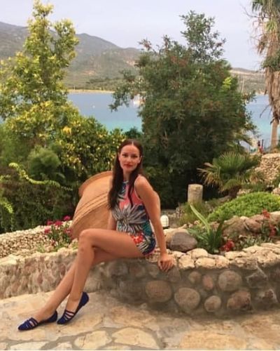 Fahriye Evcen seksi ifşa fotoğrafı 682