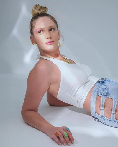 Farah Zeynep Abdullah seksi ifşa fotoğrafı 30
