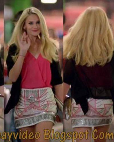 Farah Zeynep Abdullah seksi ifşa fotoğrafı 77