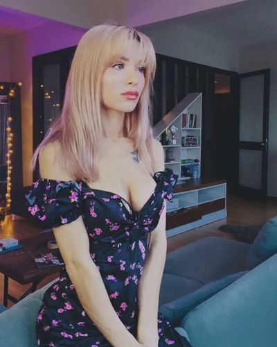 Feride Hilal Akın seksi ifşa fotoğrafı 2