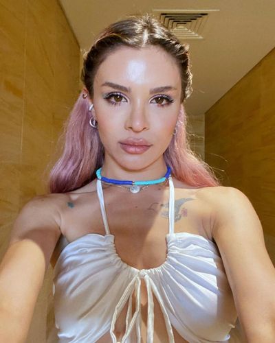 Feride Hilal Akın seksi ifşa fotoğrafı 53