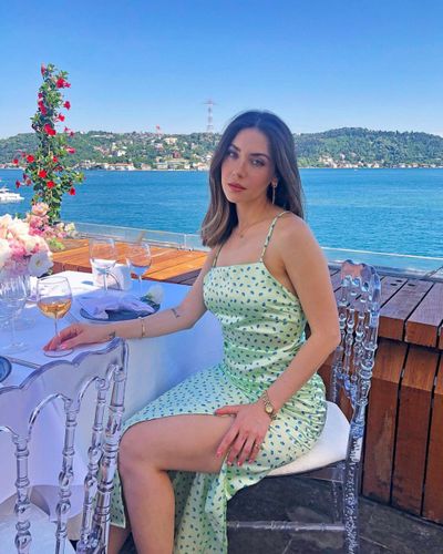 Fulya Zenginer seksi ifşa fotoğrafı 5