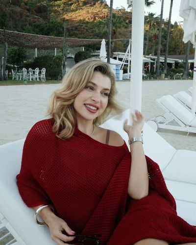 Gamze Erçel seksi ifşa fotoğrafı 27