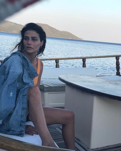 Gizem Birdan seksi ifşa fotoğrafı 9