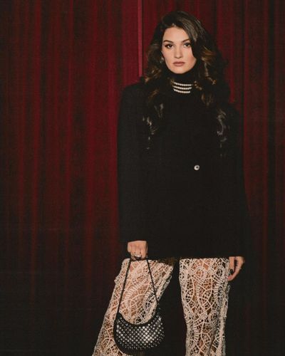 Gizem Güneş seksi ifşa fotoğrafı 33735