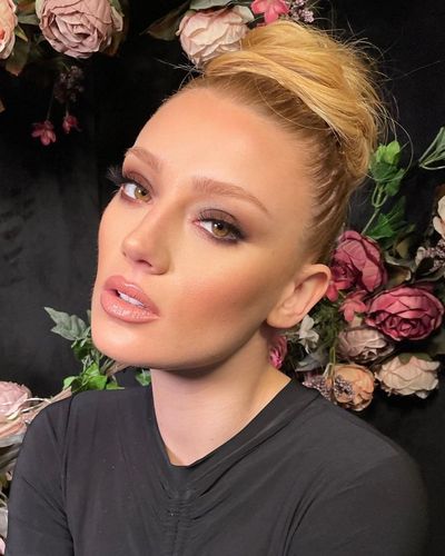 Gizem Karaca seksi ifşa fotoğrafı 84511