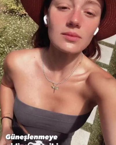 Gizem Karaca seksi ifşa fotoğrafı 84477