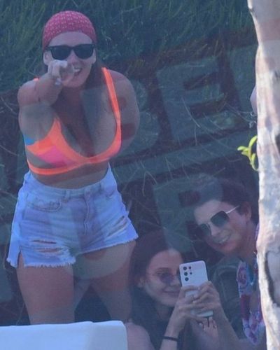 Gizem Karaca seksi ifşa fotoğrafı 84475