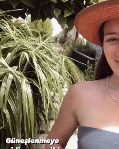 Gizem Karaca seksi ifşa fotoğrafı 84467
