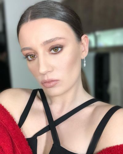 Gizem Karaca seksi ifşa fotoğrafı 84445