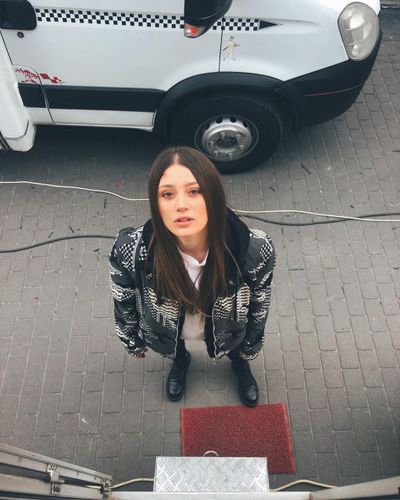 Gizem Karaca seksi ifşa fotoğrafı 84441