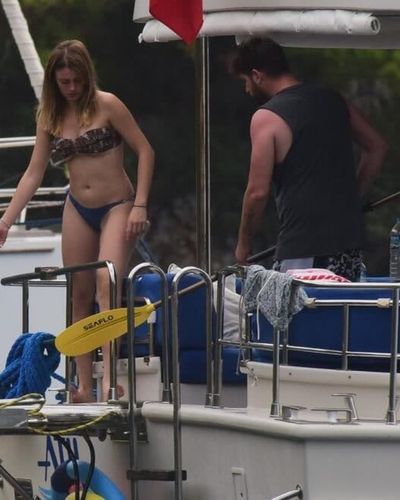 Gizem Karaca seksi ifşa fotoğrafı 84389