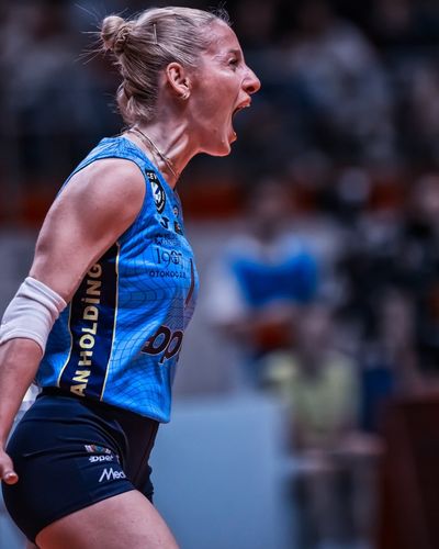 Gizem Örge seksi ifşa fotoğrafı 47