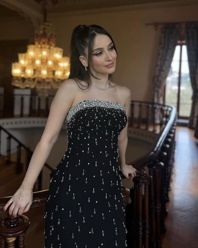 Gökçe Akyıldız seksi ifşa fotoğrafı 10