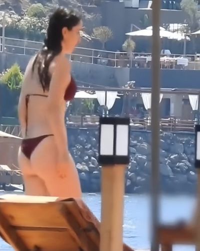 Gökçe Akyıldız seksi ifşa fotoğrafı 14