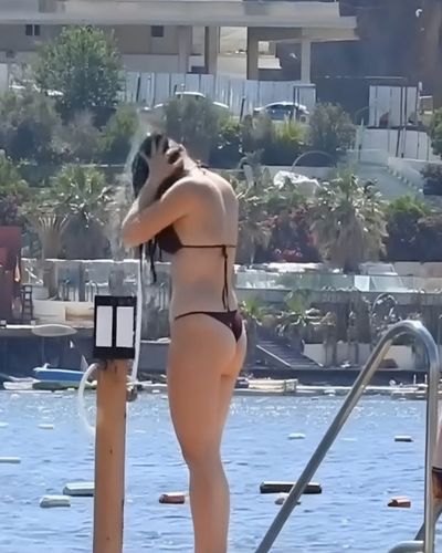 Gökçe Akyıldız seksi ifşa fotoğrafı 5