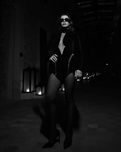 Gökçe Bahadır seksi ifşa fotoğrafı 19