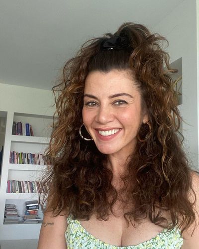Gökçe Bahadır seksi ifşa fotoğrafı 62