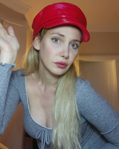 Gökçe Dinçer seksi ifşa fotoğrafı 32904