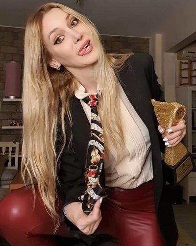 Gökçe Dinçer seksi ifşa fotoğrafı 25