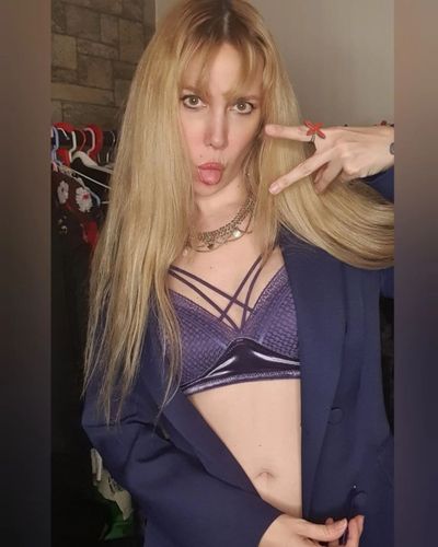 Gökçe Dinçer seksi ifşa fotoğrafı 26