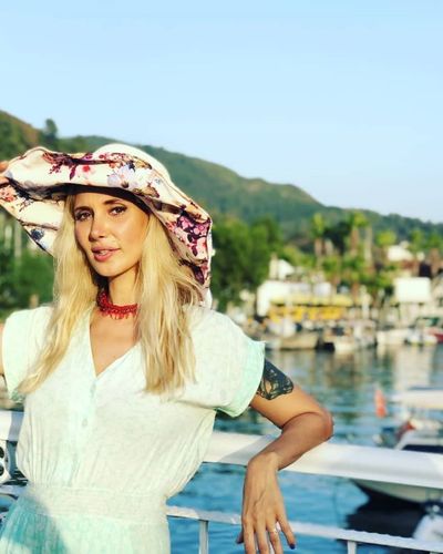 Gökçe Dinçer seksi ifşa fotoğrafı 299