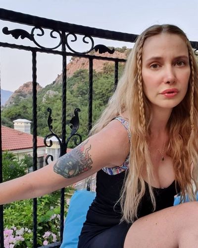 Gökçe Dinçer seksi ifşa fotoğrafı 354