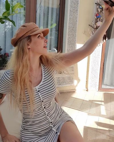 Gökçe Dinçer seksi ifşa fotoğrafı 365