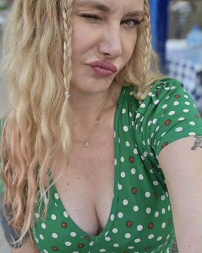 Gökçe Dinçer seksi ifşa fotoğrafı 371