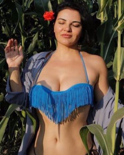 Göksel seksi ifşa fotoğrafı 1