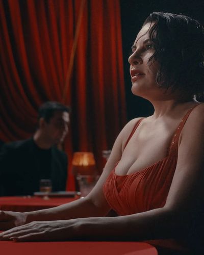 Göksel seksi ifşa fotoğrafı 23