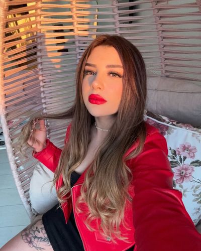 Gözde Akgün seksi ifşa fotoğrafı 4