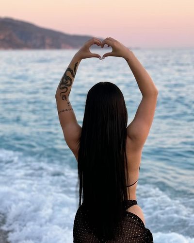 Gözde Akgün seksi ifşa fotoğrafı 6