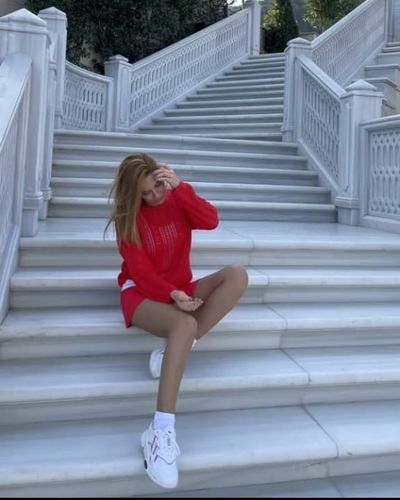 Gözde Mukavelat seksi ifşa fotoğrafı 10