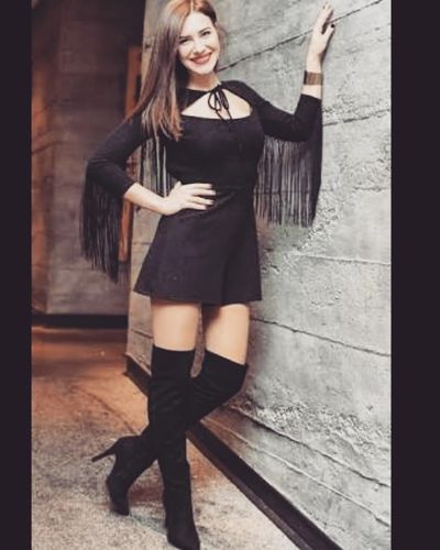 Gözde Mukavelat seksi ifşa fotoğrafı 6