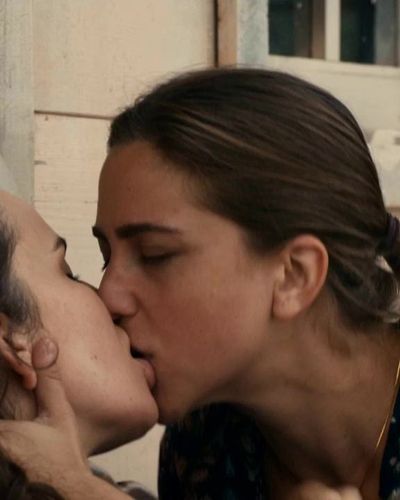 Gülce Oral seksi ifşa fotoğrafı 4 — Mordkommission Istanbul (2008)