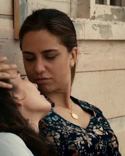 Gülce Oral seksi ifşa fotoğrafı 6 — Mordkommission Istanbul (2008)