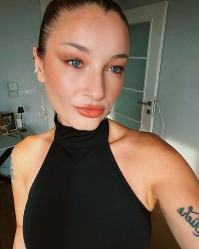 Güliz Ayla seksi ifşa fotoğrafı 334
