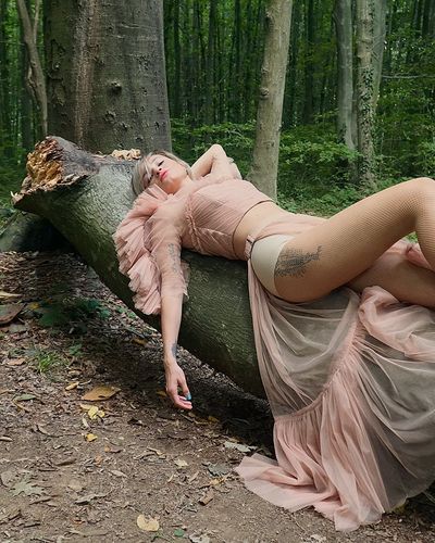 Güliz Ayla seksi ifşa fotoğrafı 25
