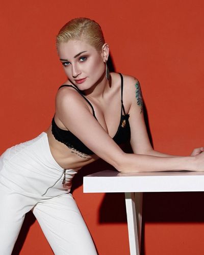 Güliz Ayla seksi ifşa fotoğrafı 26